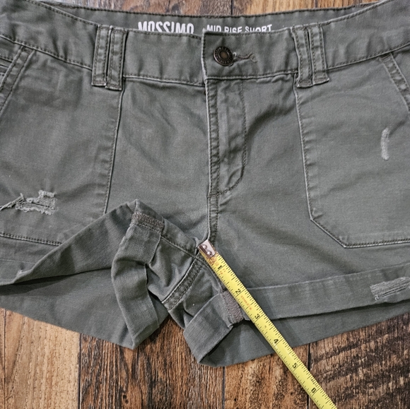 Mossimo Supply‎ Co. Army Green Shorts. Size 0. - Picture 5 of 5